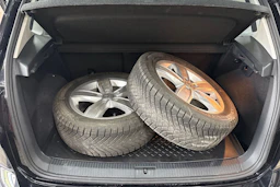 Musta Volkswagen GOLF SPORTSVAN 2018 kuva 24.