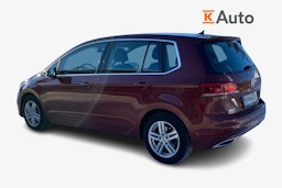 punainen Volkswagen Golf Sportsvan 2019 kuva 2.