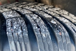 punainen Volkswagen Golf Sportsvan 2019 kuva 13.