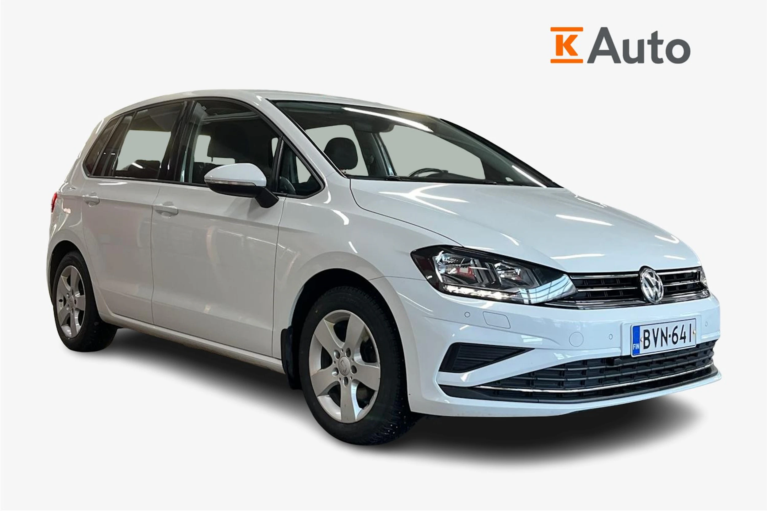 valkoinen Volkswagen Golf Sportsvan 2019 kuva 1.