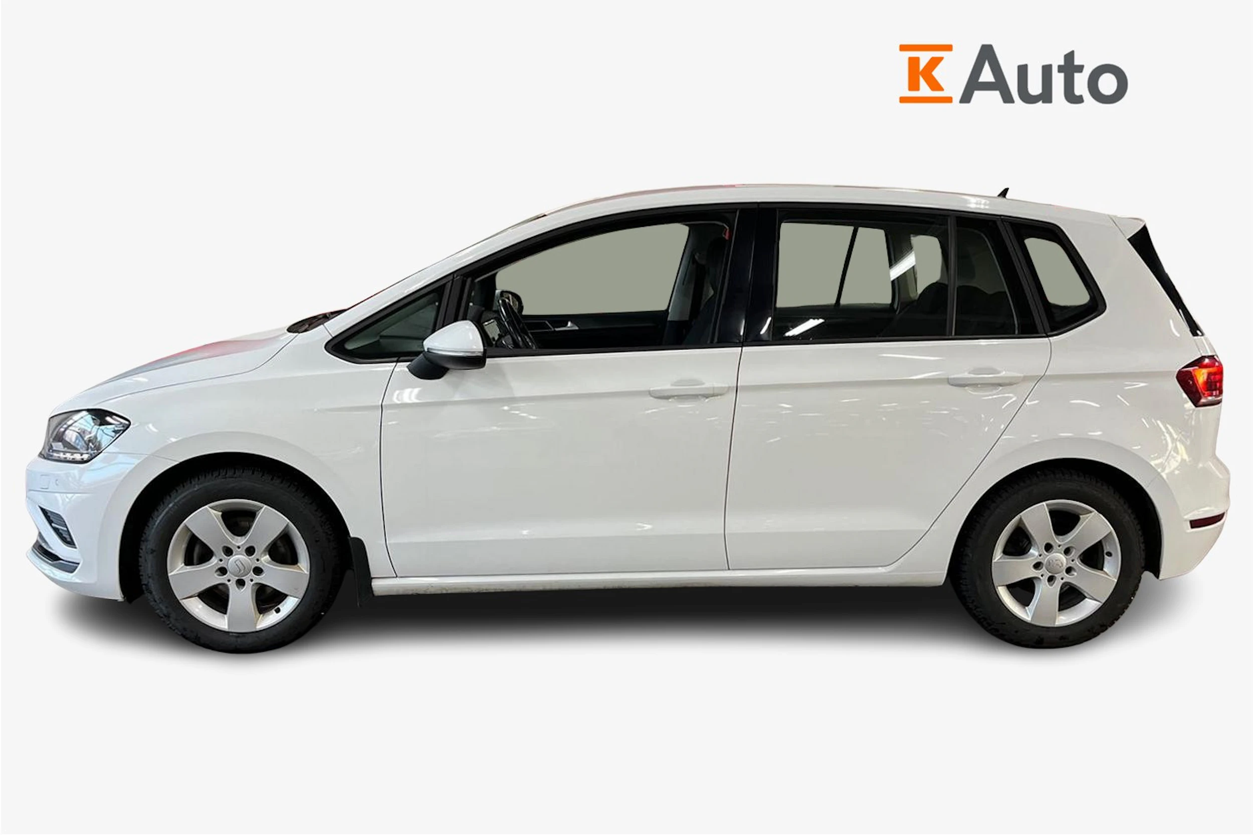 valkoinen Volkswagen Golf Sportsvan 2019 kuva 7.
