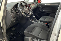valkoinen Volkswagen Golf Sportsvan 2019 kuva 8.
