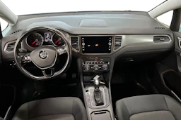 valkoinen Volkswagen Golf Sportsvan 2019 kuva 9.
