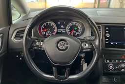 valkoinen Volkswagen Golf Sportsvan 2019 kuva 15.