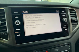 valkoinen Volkswagen Golf Sportsvan 2019 kuva 22.