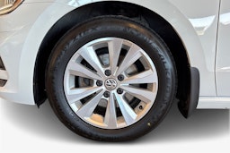 Valkoinen Volkswagen GOLF SPORTSVAN 2019 kuva 11.