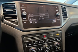 Valkoinen Volkswagen GOLF SPORTSVAN 2019 kuva 22.