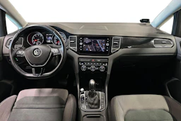 Harmaa Volkswagen Golf Sportsvan 2019 kuva 9.