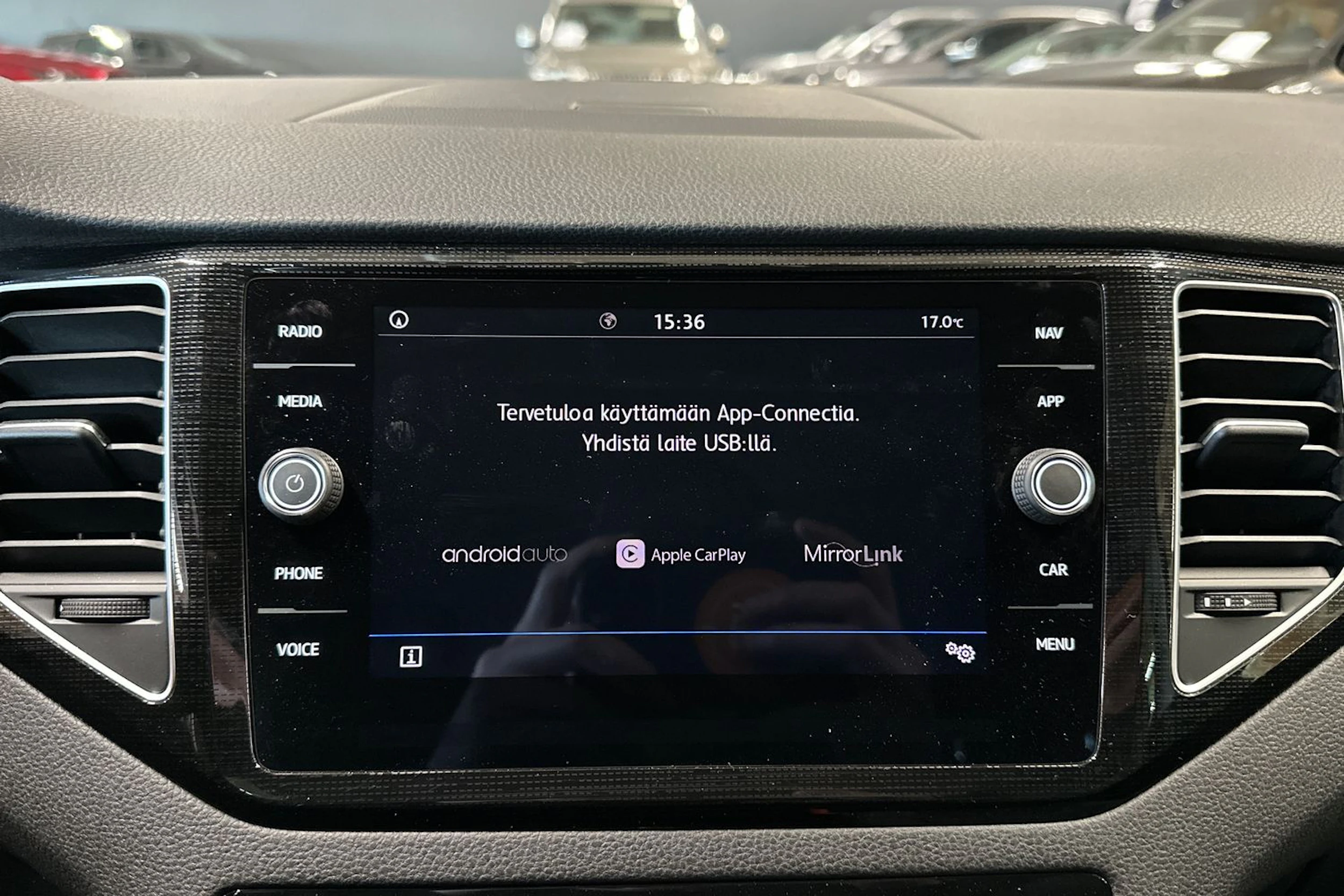 Harmaa Volkswagen Golf Sportsvan 2019 kuva 20.