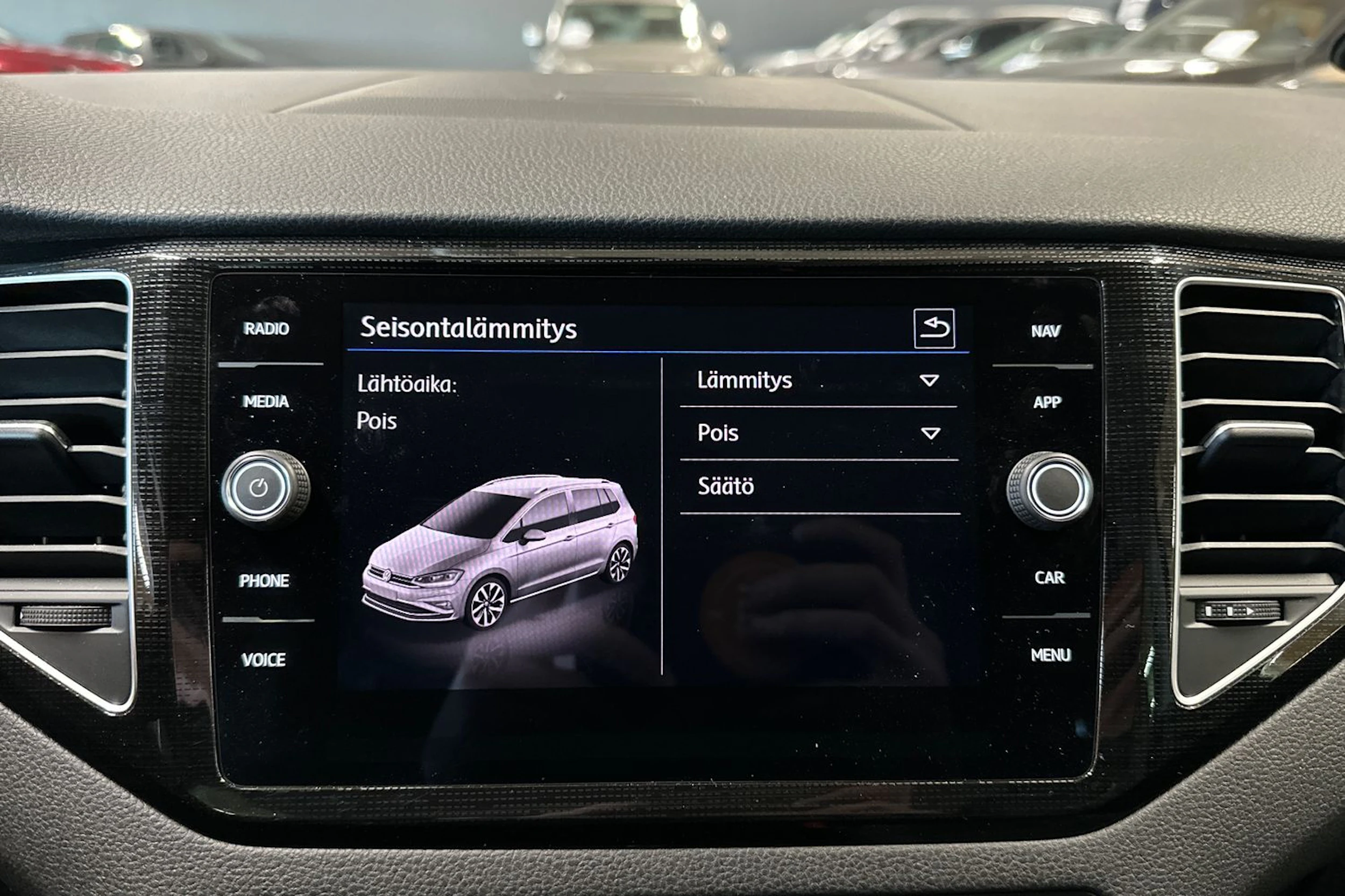 Harmaa Volkswagen Golf Sportsvan 2019 kuva 21.