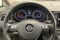 harmaa Volkswagen Golf Sportsvan 2019 kuva 11.