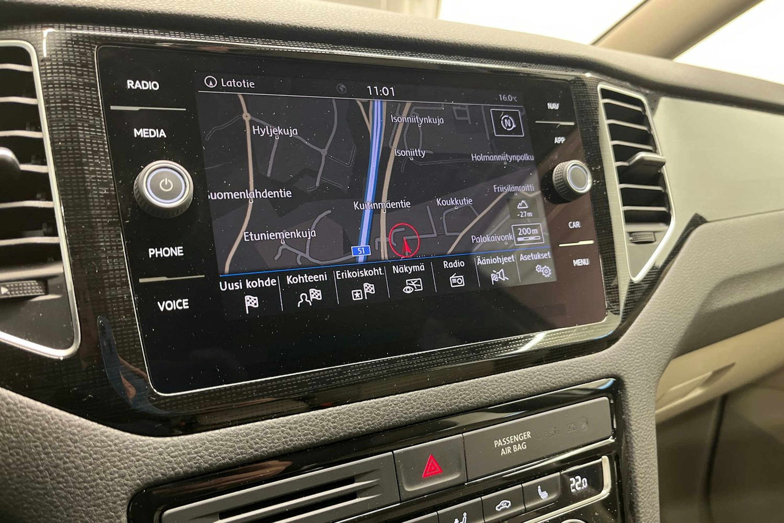 harmaa Volkswagen Golf Sportsvan 2019 kuva 15.