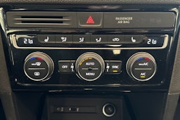 hopea Volkswagen Golf Sportsvan 2019 kuva 15.