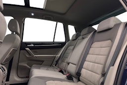 sininen Volkswagen Golf Sportsvan 2019 kuva 11.