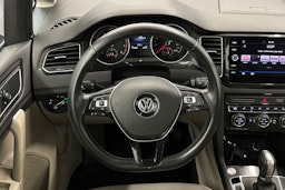 sininen Volkswagen Golf Sportsvan 2019 kuva 17.
