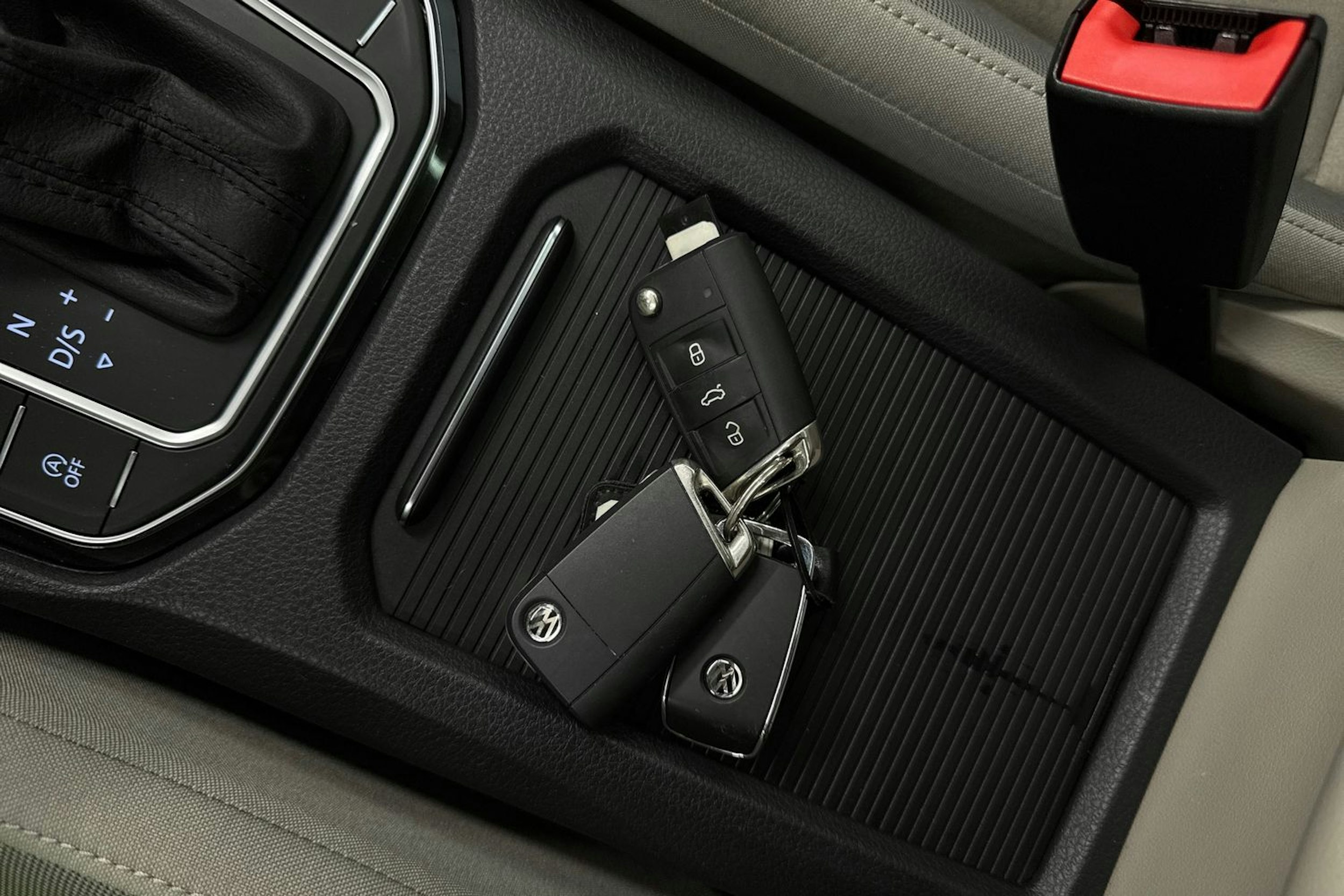 sininen Volkswagen Golf Sportsvan 2019 kuva 35.