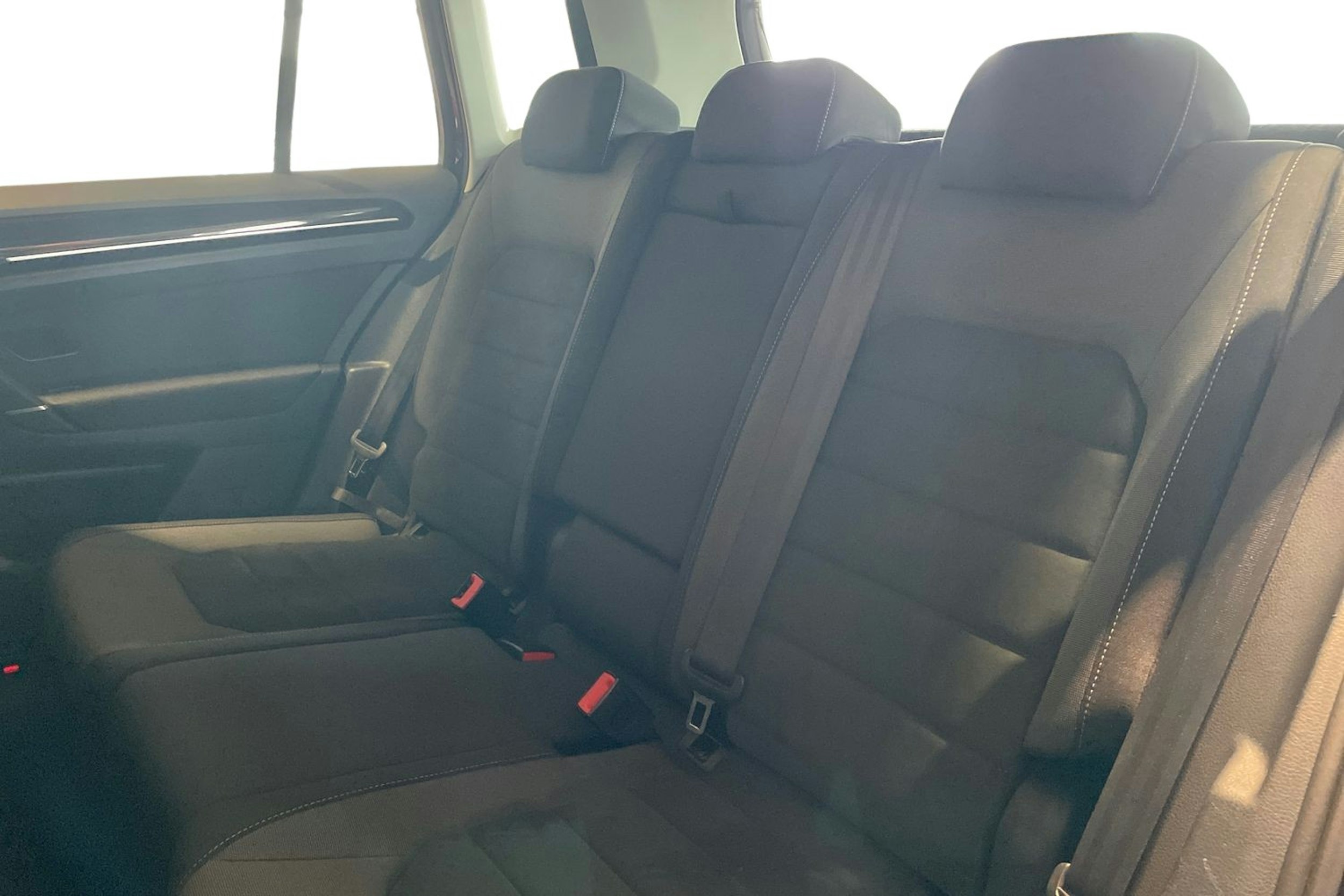 Musta Volkswagen GOLF SPORTSVAN 2019 kuva 10.