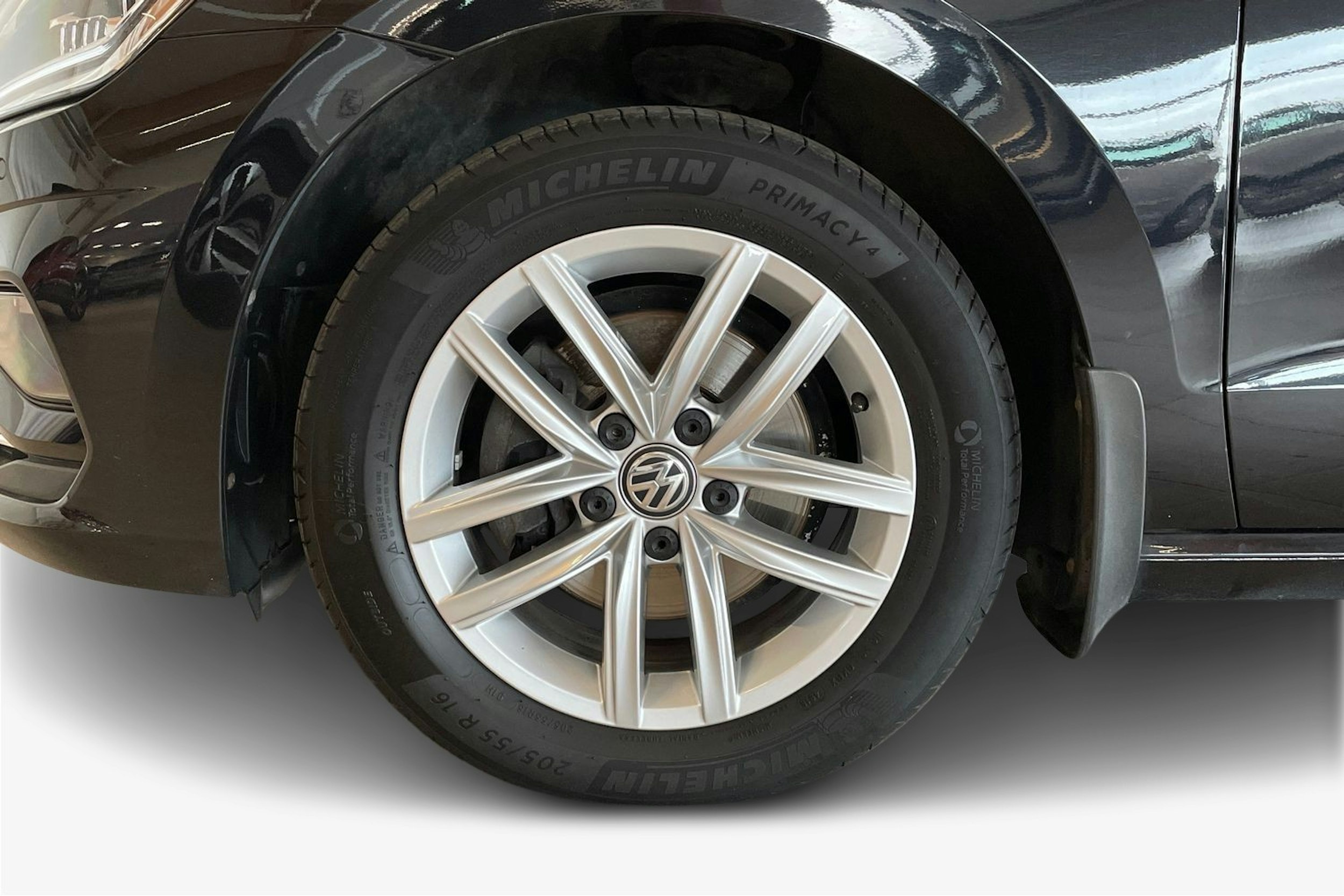 Musta Volkswagen GOLF SPORTSVAN 2019 kuva 11.