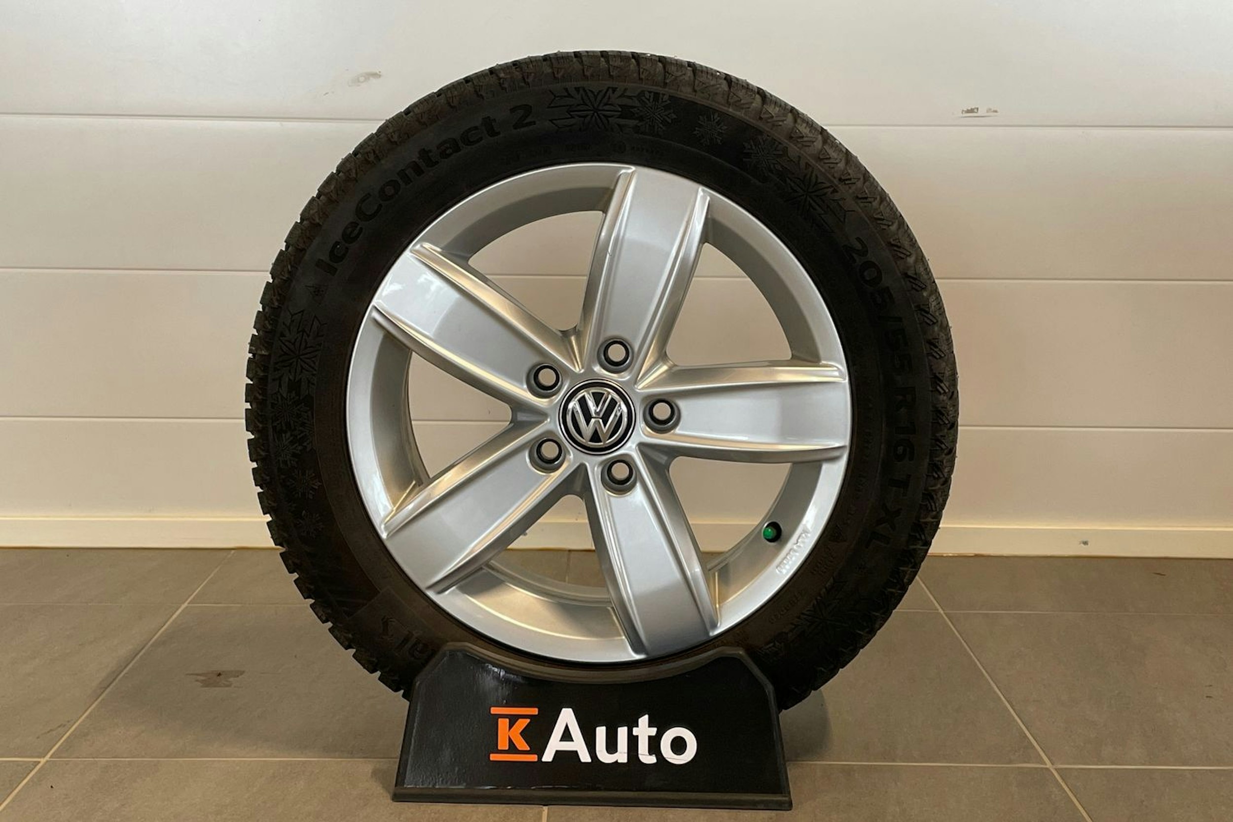 Musta Volkswagen GOLF SPORTSVAN 2019 kuva 13.