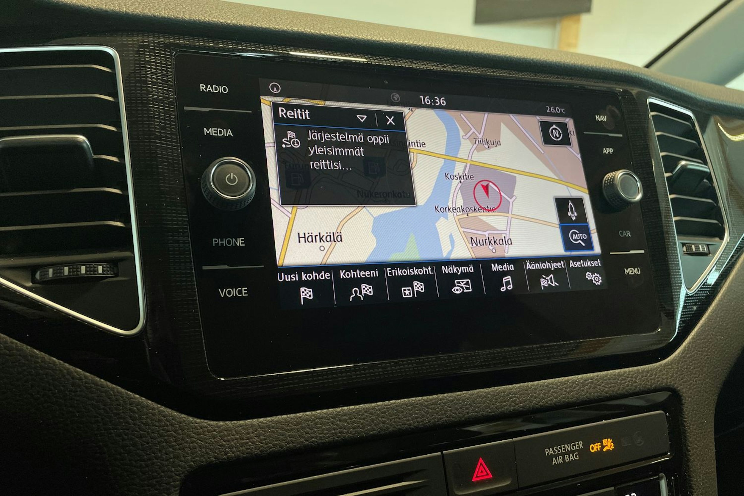 Musta Volkswagen GOLF SPORTSVAN 2019 kuva 21.