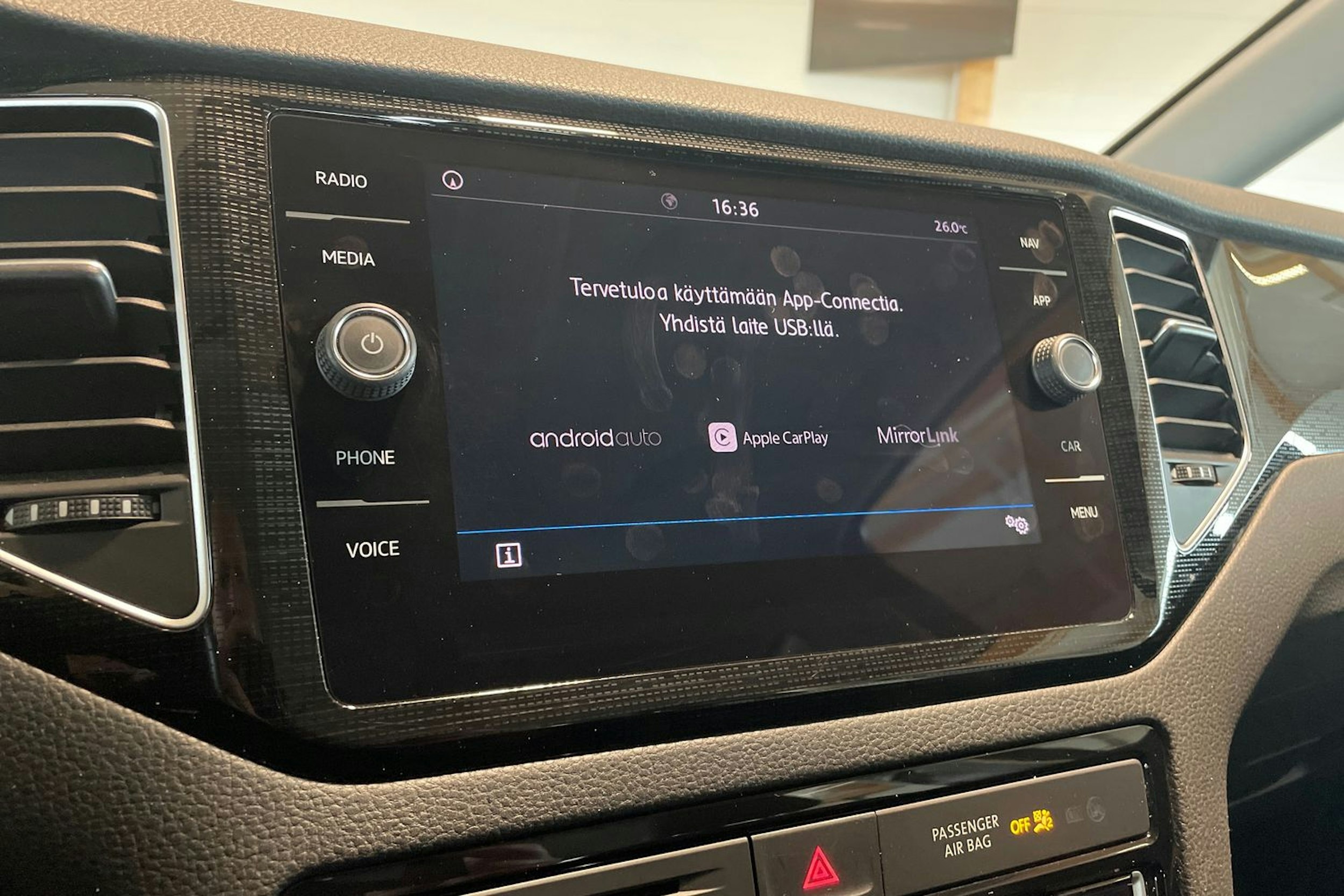 Musta Volkswagen GOLF SPORTSVAN 2019 kuva 22.