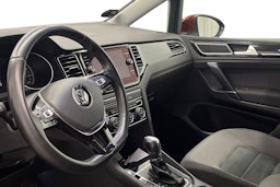 Punainen Volkswagen GOLF SPORTSVAN 2019 kuva 7.