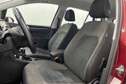 Punainen Volkswagen GOLF SPORTSVAN 2019 kuva 14.
