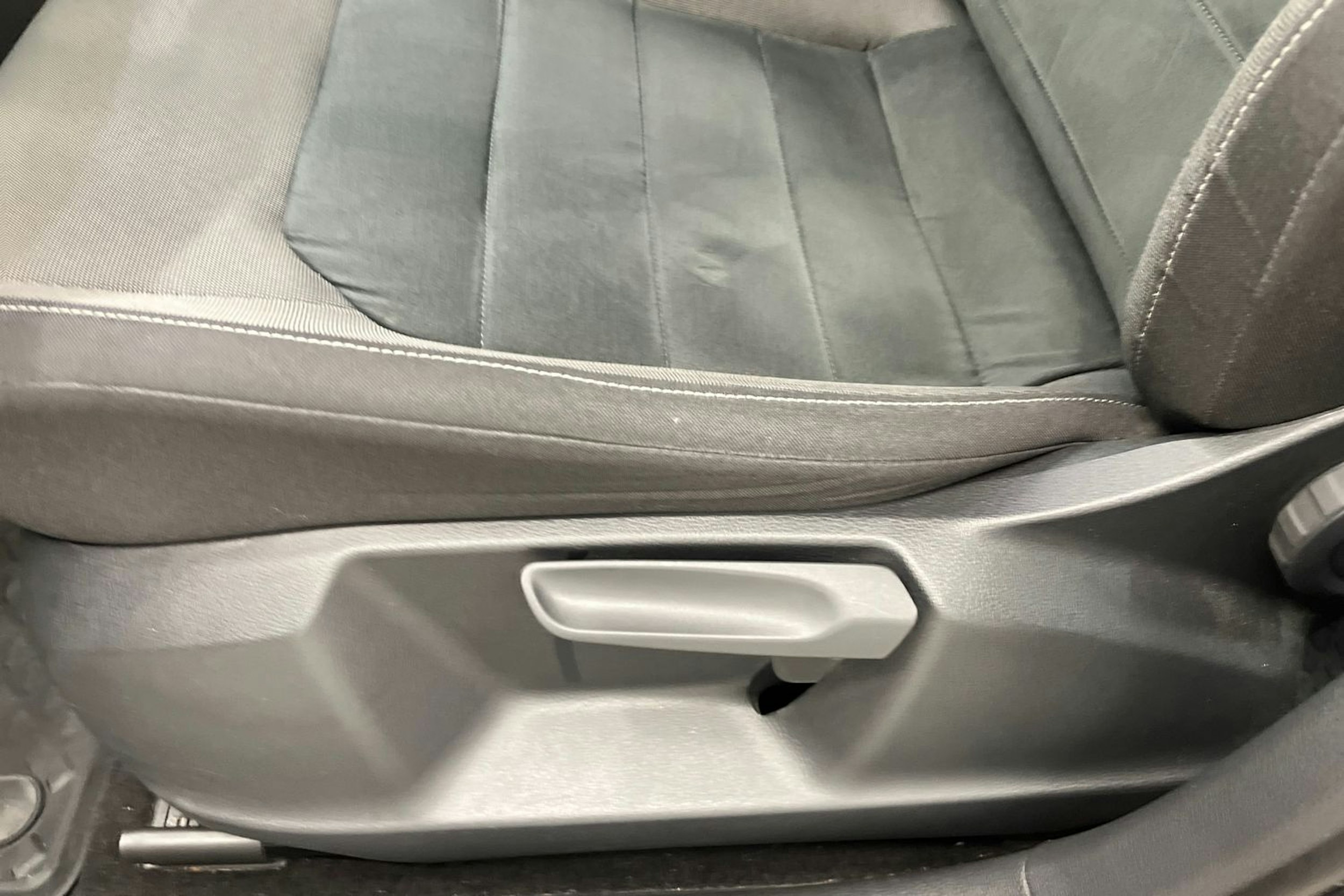 Punainen Volkswagen GOLF SPORTSVAN 2019 kuva 15.
