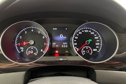 Punainen Volkswagen GOLF SPORTSVAN 2019 kuva 19.