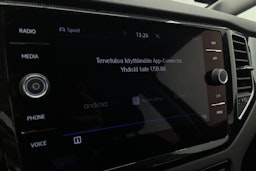 Punainen Volkswagen GOLF SPORTSVAN 2019 kuva 23.