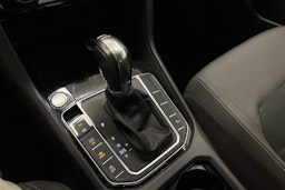 Punainen Volkswagen GOLF SPORTSVAN 2019 kuva 26.