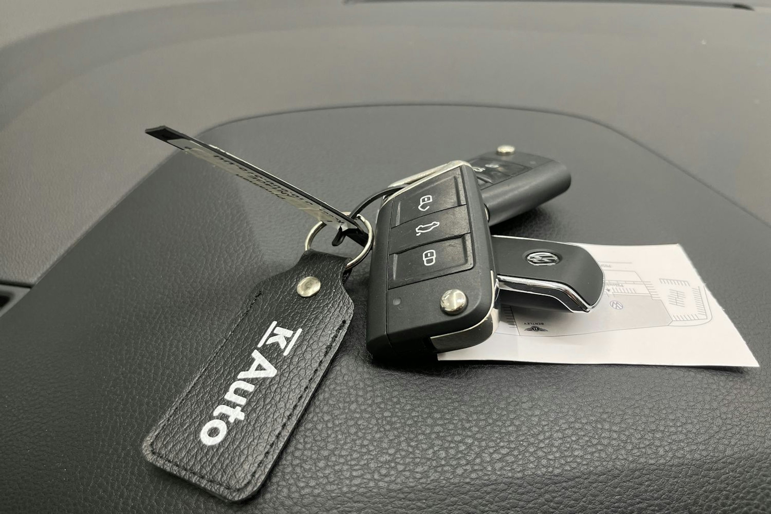 Punainen Volkswagen GOLF SPORTSVAN 2019 kuva 27.