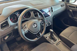 harmaa Volkswagen Golf Sportsvan 2020 kuva 3.