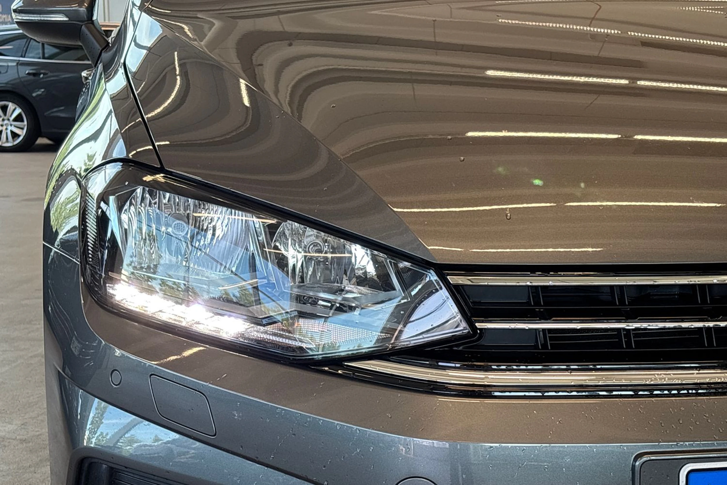 harmaa Volkswagen Golf Sportsvan 2020 kuva 5.