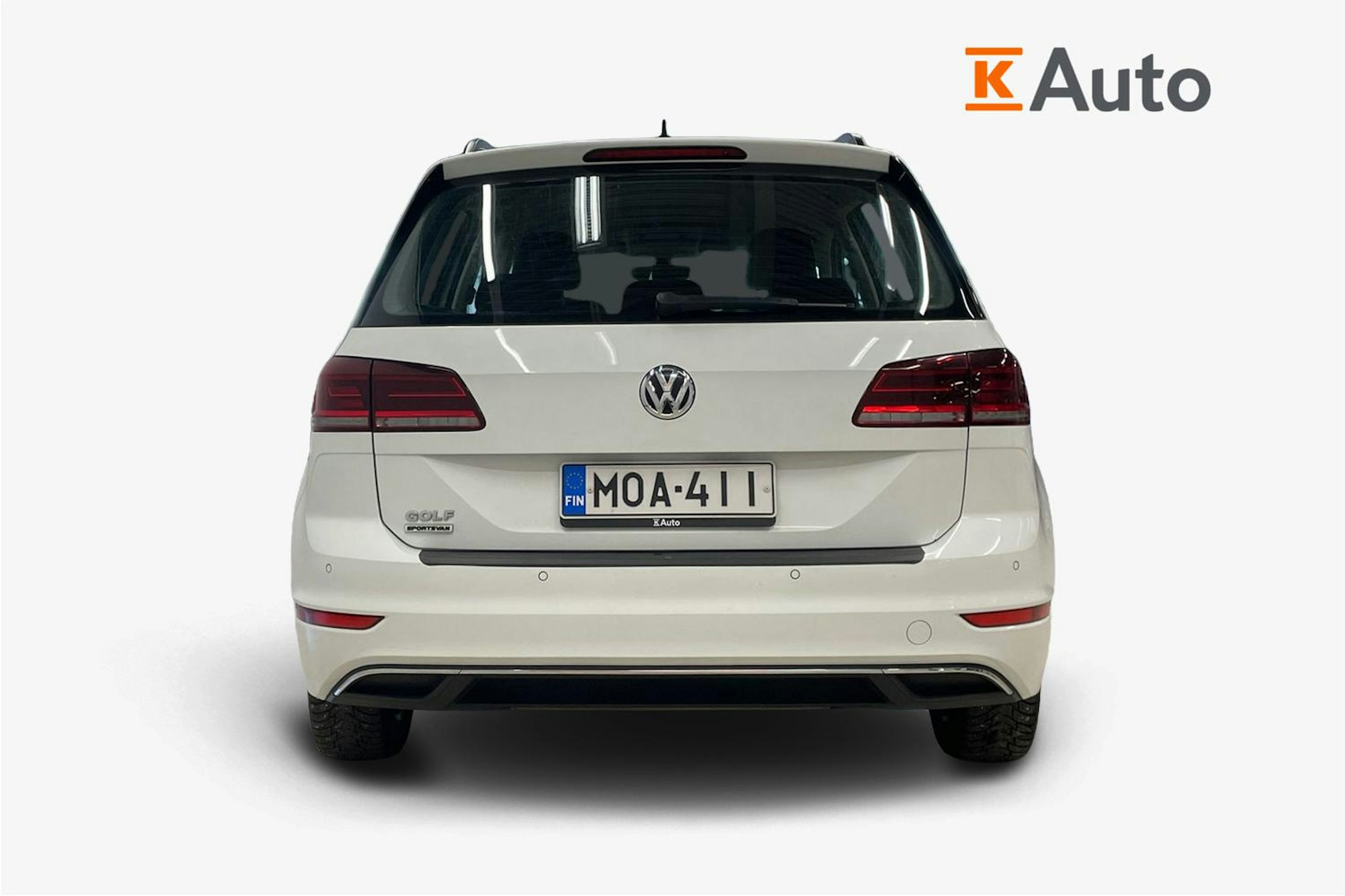 Valkoinen Volkswagen GOLF SPORTSVAN 2020 kuva 3.