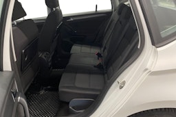 Valkoinen Volkswagen GOLF SPORTSVAN 2020 kuva 10.