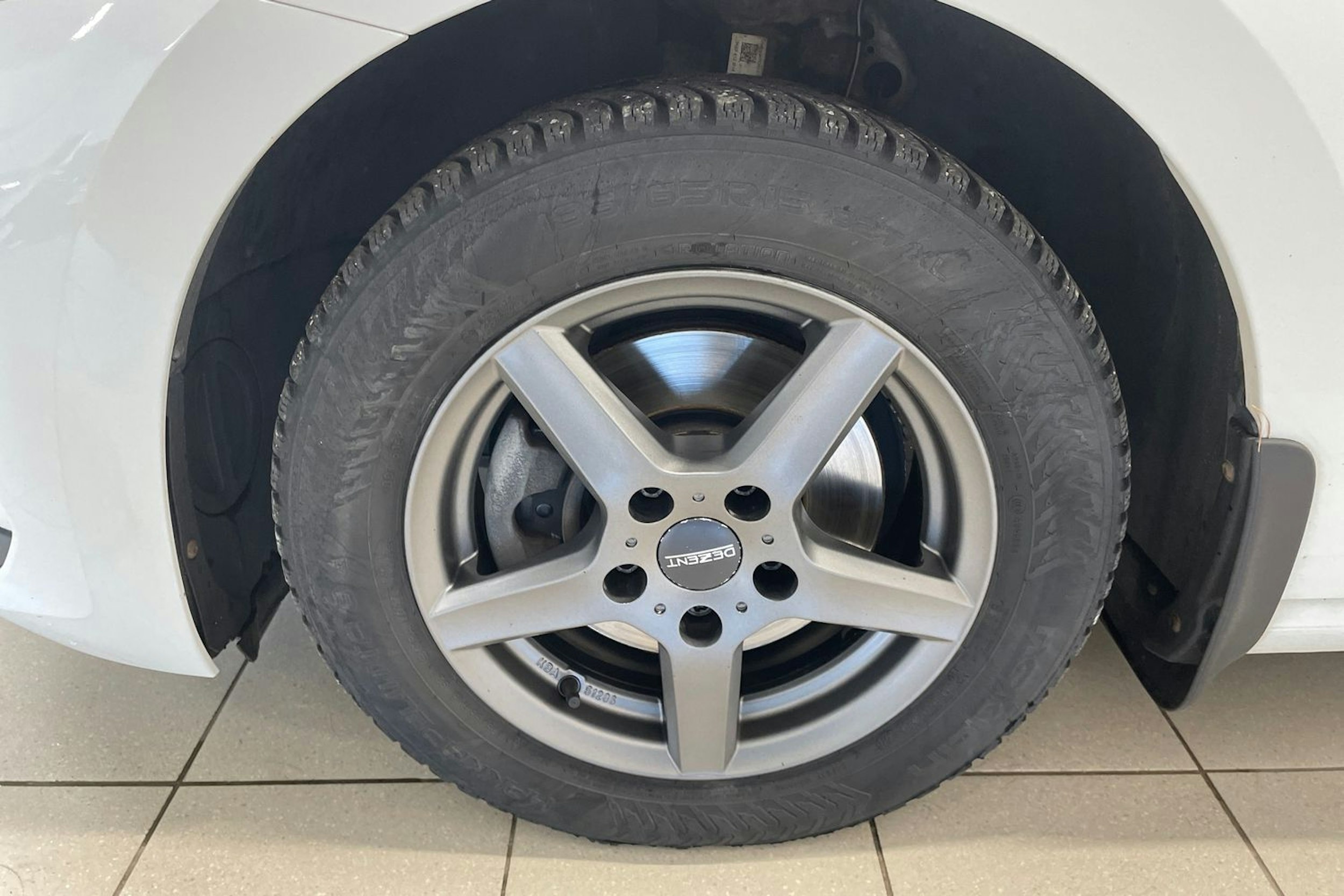 Valkoinen Volkswagen GOLF SPORTSVAN 2020 kuva 11.