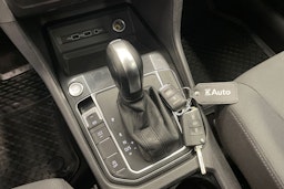 Valkoinen Volkswagen GOLF SPORTSVAN 2020 kuva 17.