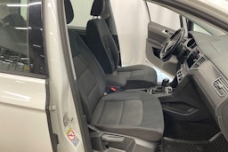 Valkoinen Volkswagen GOLF SPORTSVAN 2020 kuva 25.