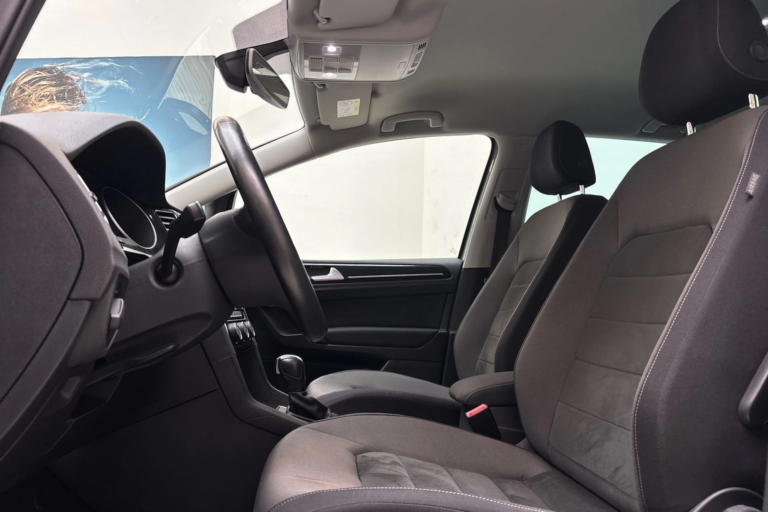 harmaa Volkswagen Golf Sportsvan 2020 kuva 11.