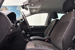 harmaa Volkswagen Golf Sportsvan 2020 kuva 11.