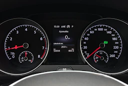 harmaa Volkswagen Golf Sportsvan 2020 kuva 12.