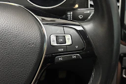 harmaa Volkswagen Golf Sportsvan 2020 kuva 14.