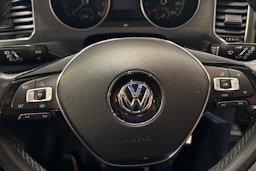harmaa Volkswagen Golf Sportsvan 2020 kuva 15.