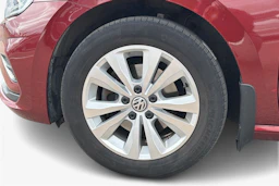 punainen Volkswagen Golf Sportsvan 2020 kuva 12.