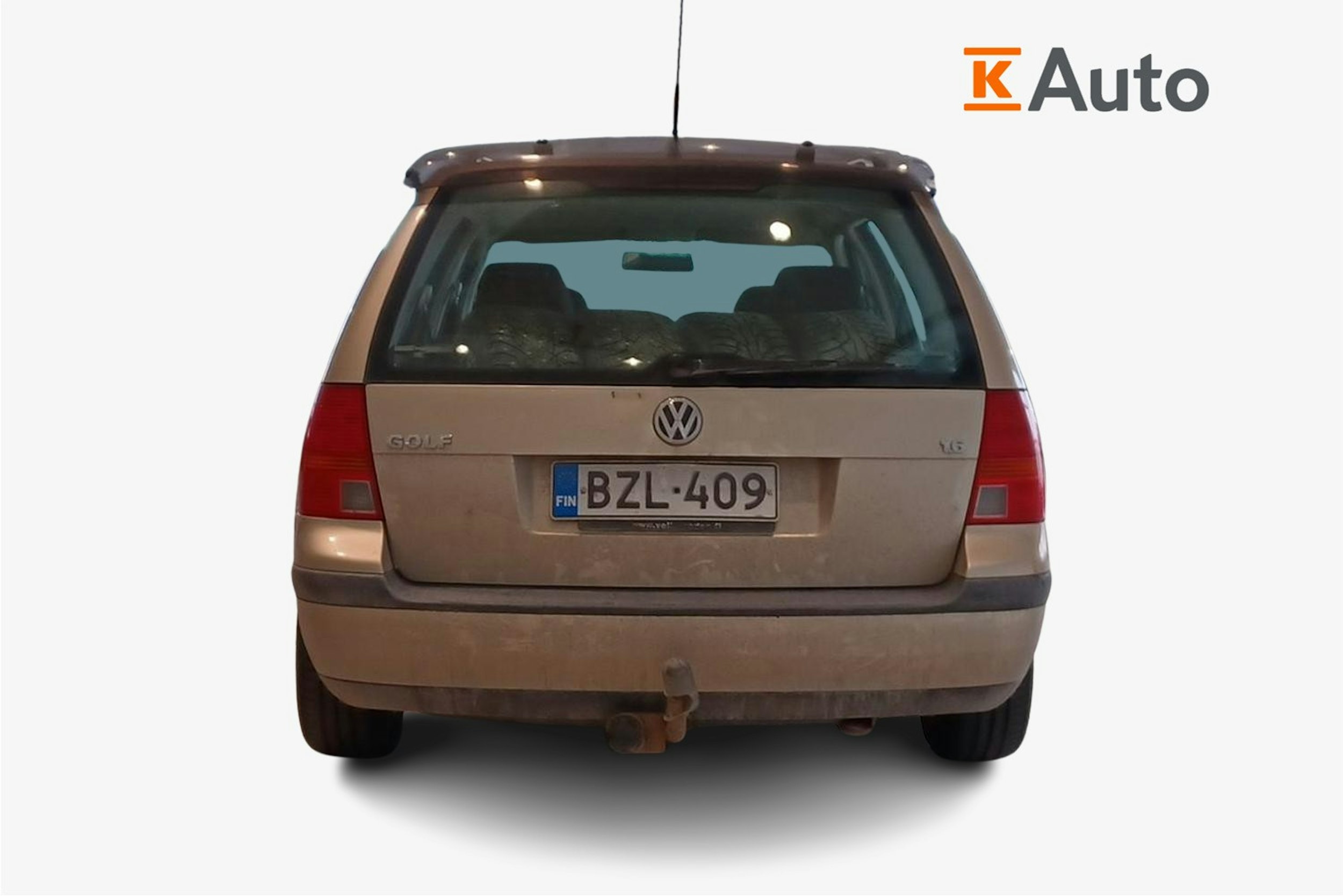 Ruskea (beige) Volkswagen Golf 2002 kuva 3.