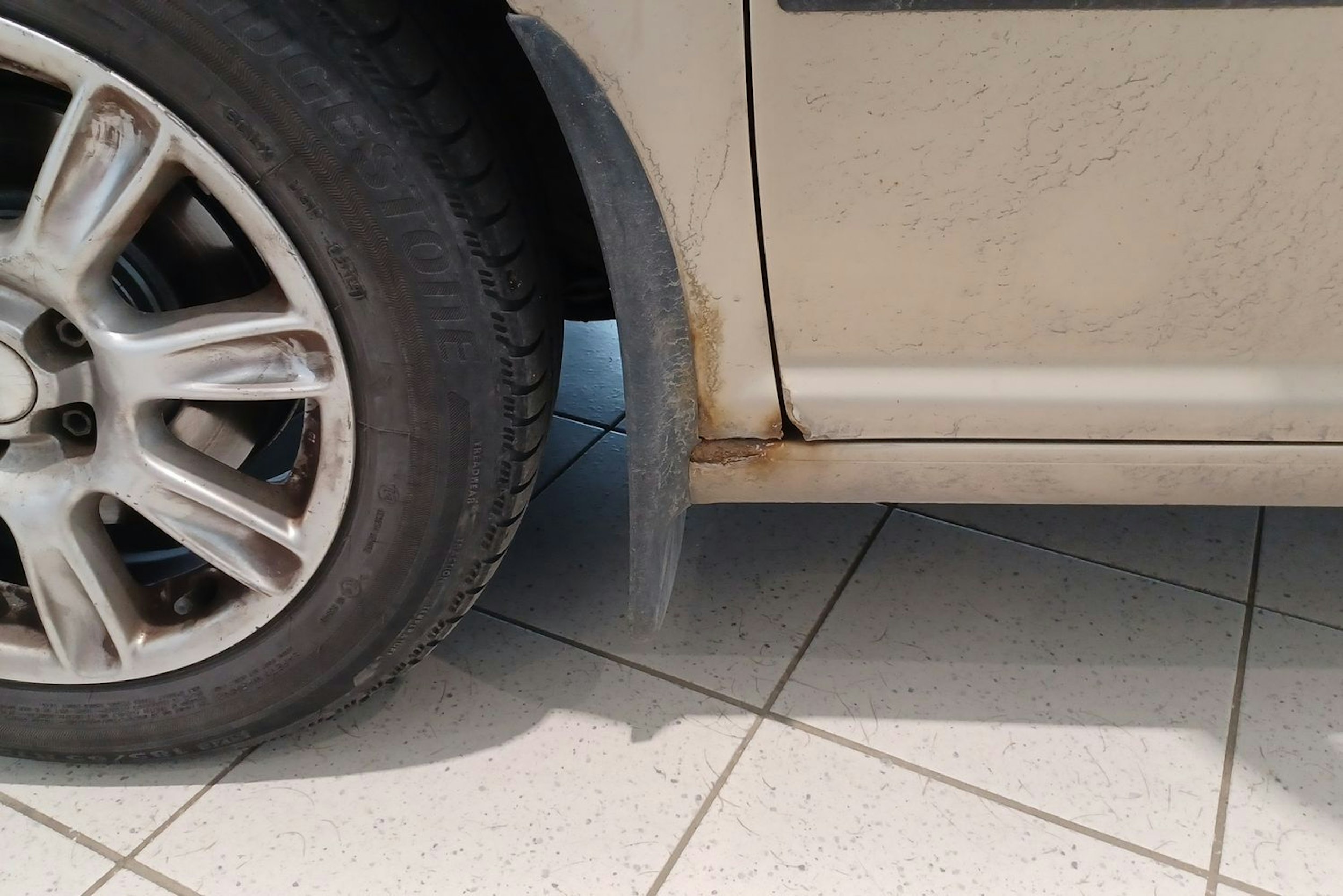 Ruskea (beige) Volkswagen Golf 2002 kuva 23.