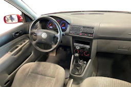 punainen Volkswagen Golf 2003 kuva 7.