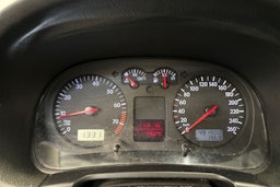 harmaa Volkswagen Golf 2003 kuva 15.