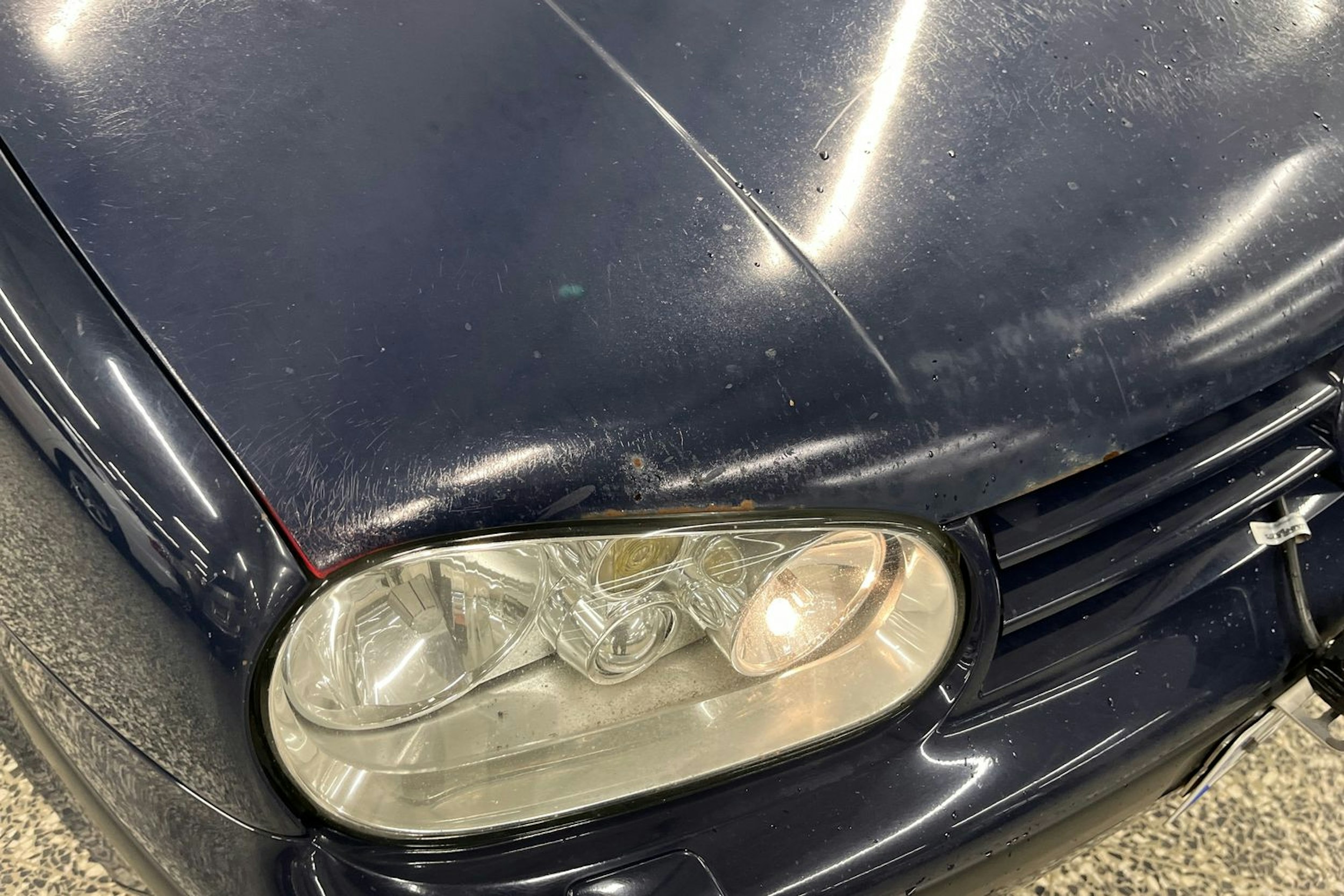 Sininen Volkswagen Golf 2004 kuva 19.